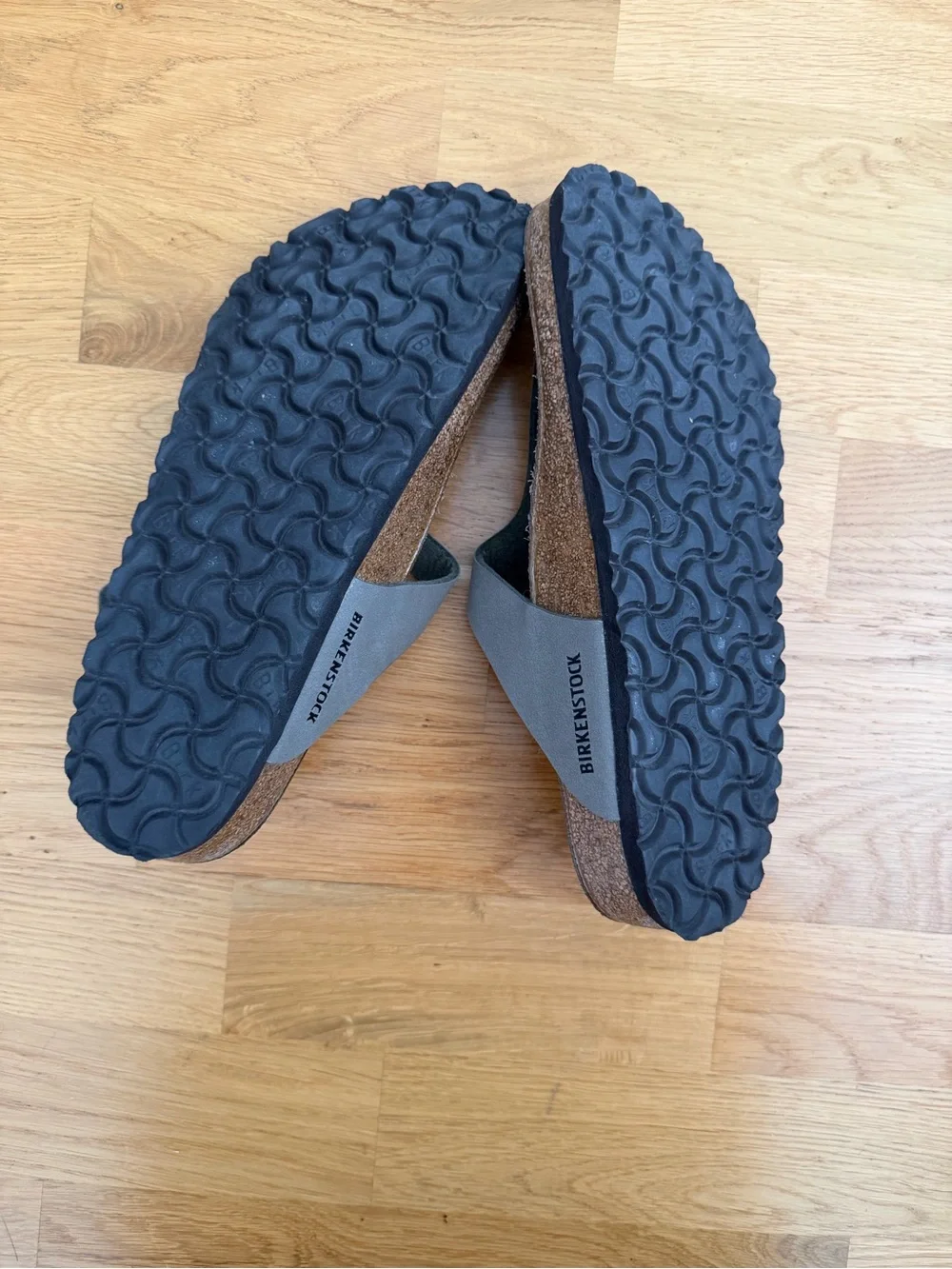Birkenstock Gizeh Sandal - Size 39